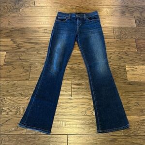 Joe’s Jeans Petite Bootcut Mid Rise Size 25